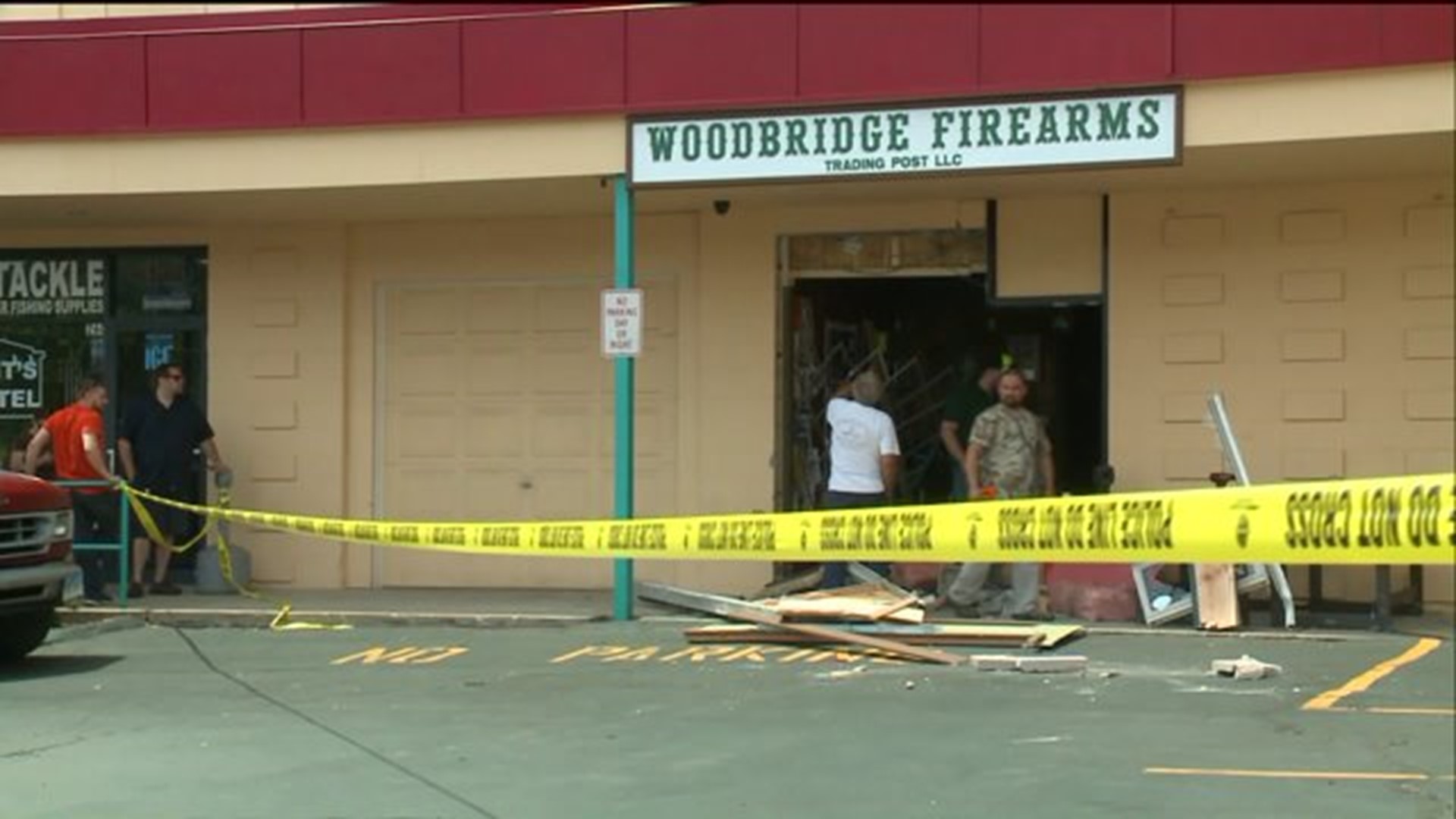 Gun store destroyed, robbed
