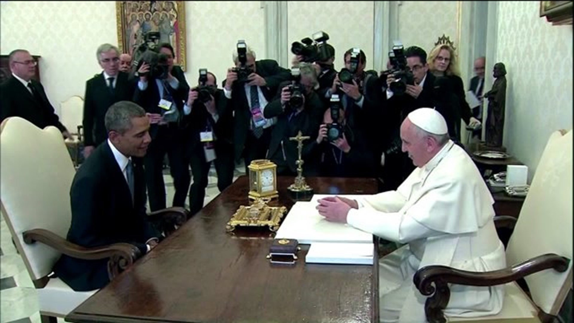 Pope Francis arrives for first US trip
