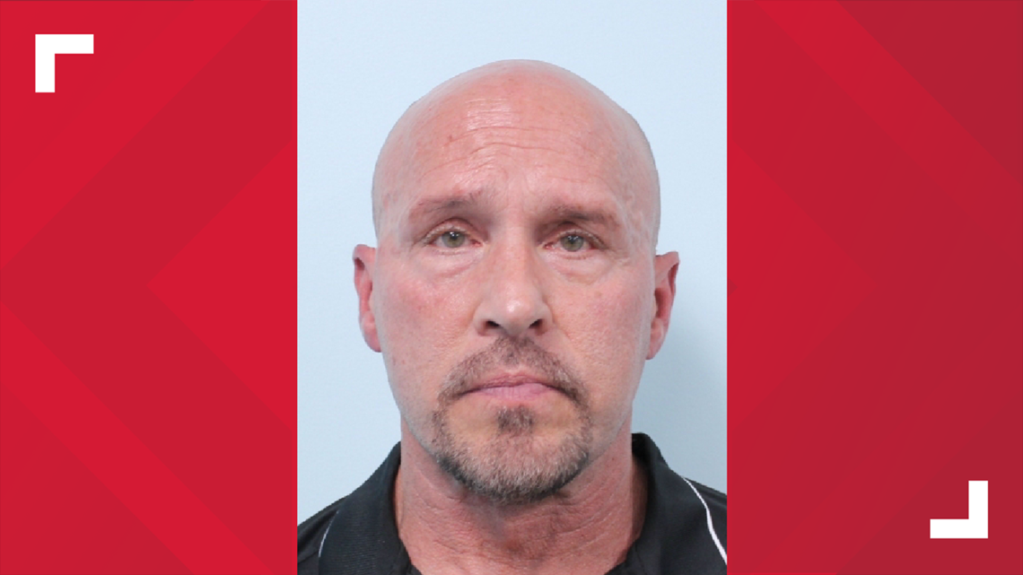 Cromwell man charged in road rage incident with gun