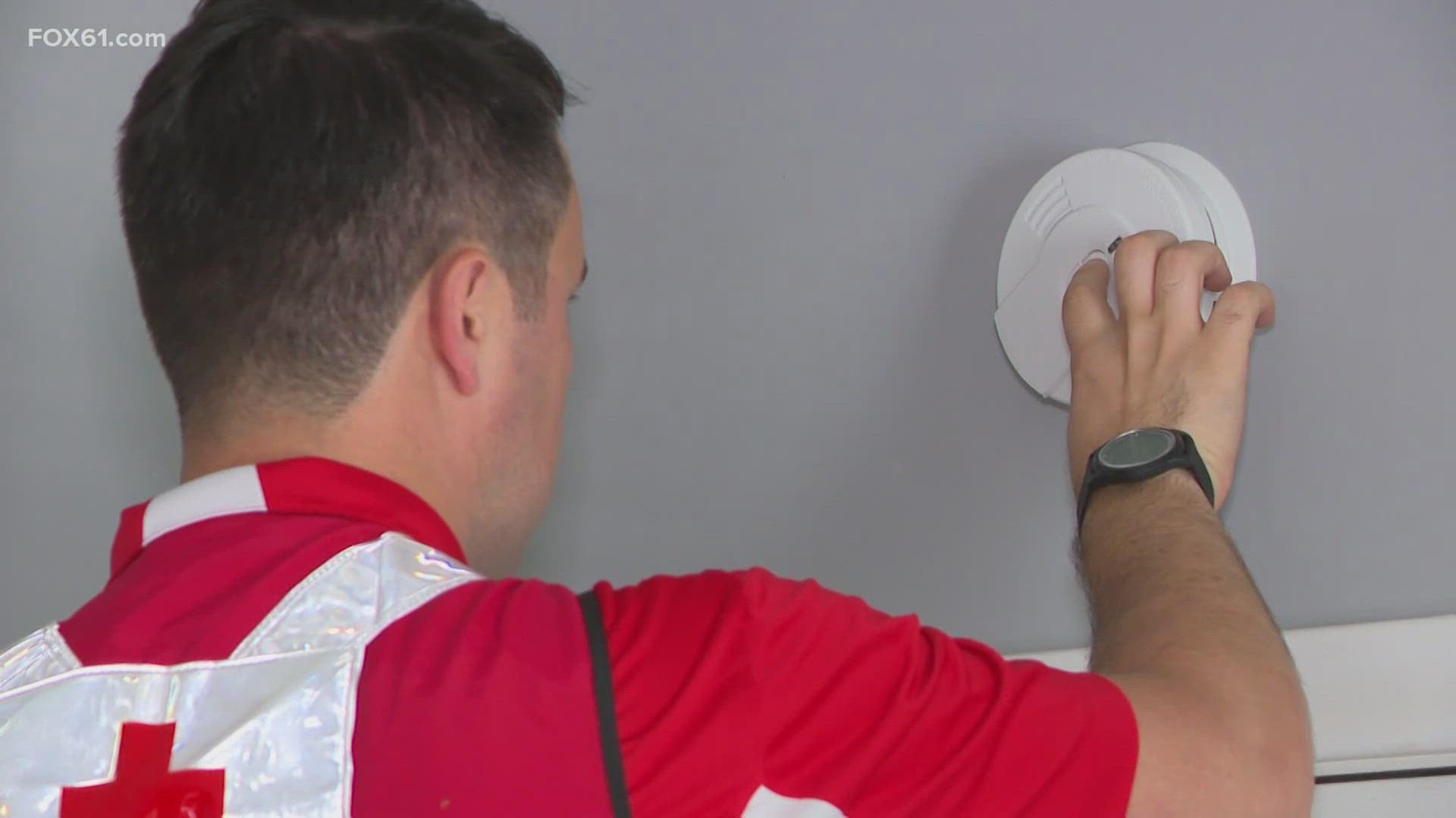 Hartford residents have the chance to get smoke detectors installed in their homes for free, thanks to the "Sound the Alarm" campaign from The Red Cross.