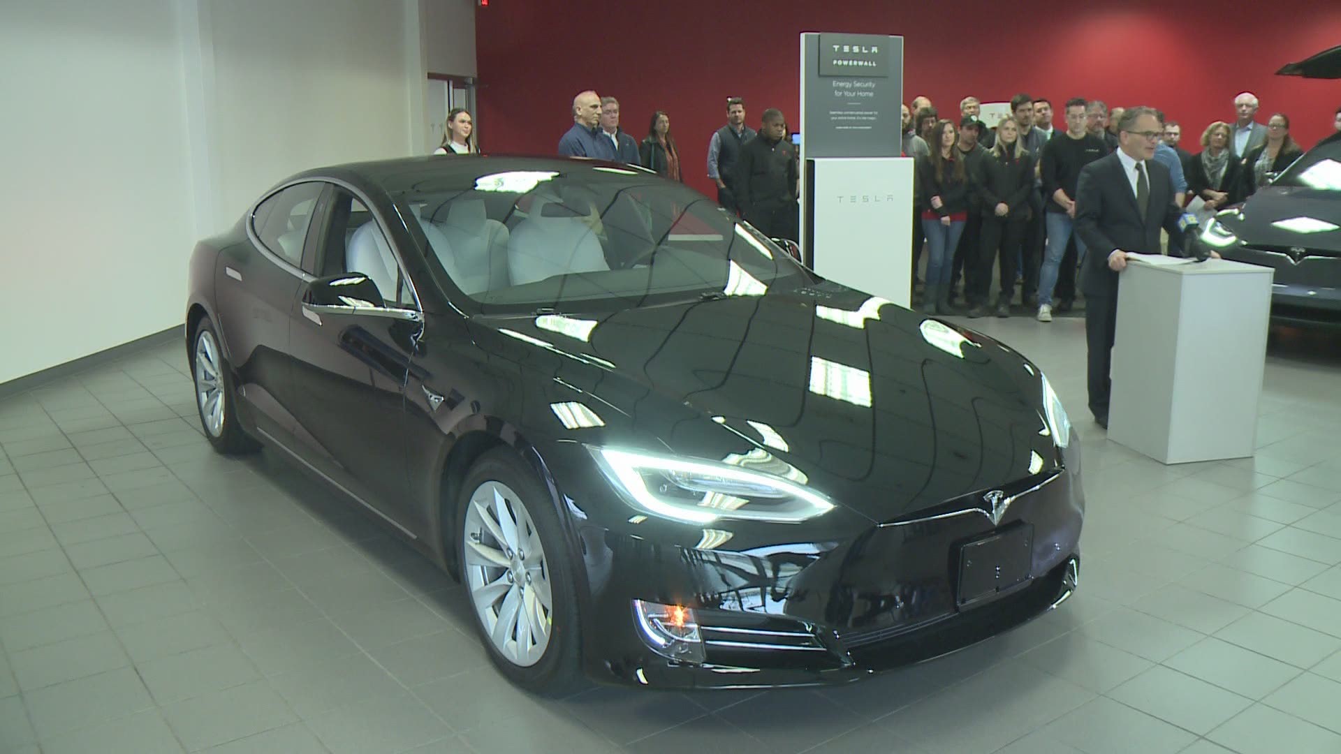 Today, Brent's got your back on a Tesla event.