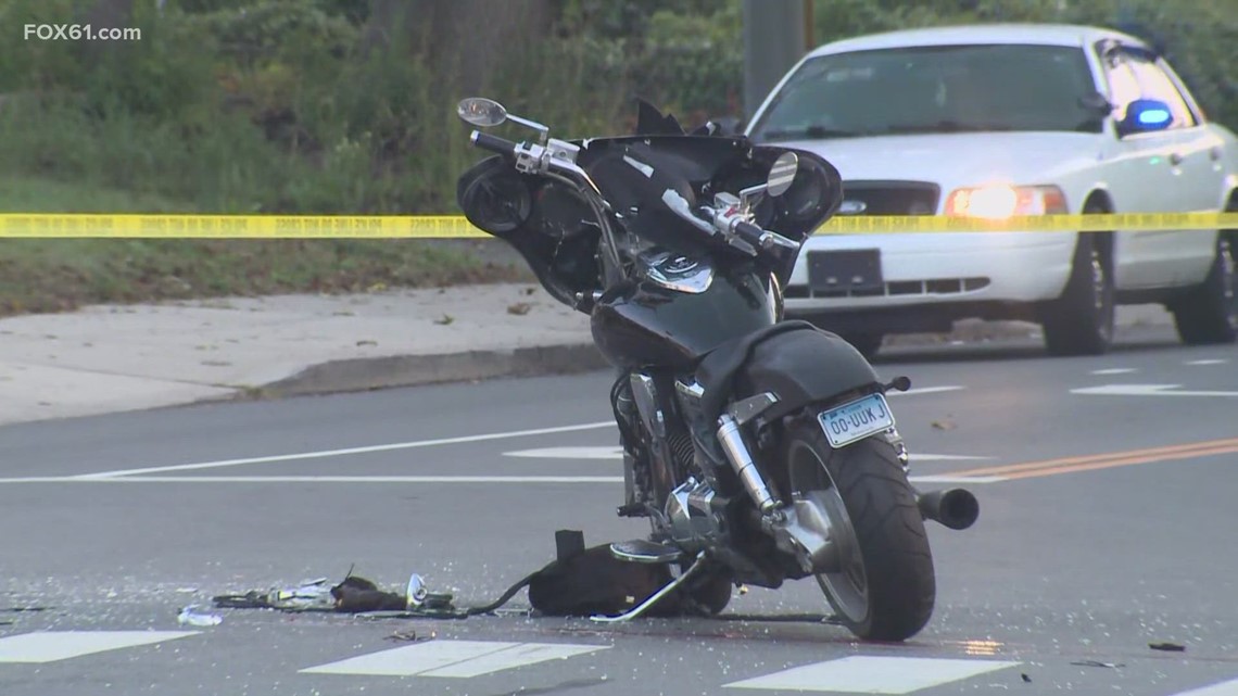 Man killed in motorcycle crash in Meriden