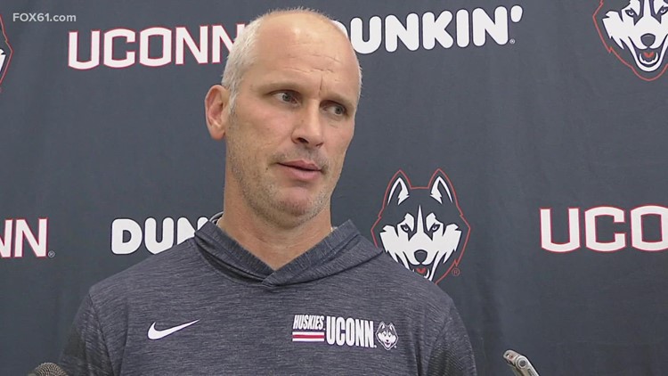 UConn's Dan Hurley sounds off on expectations for 2022-2023 season