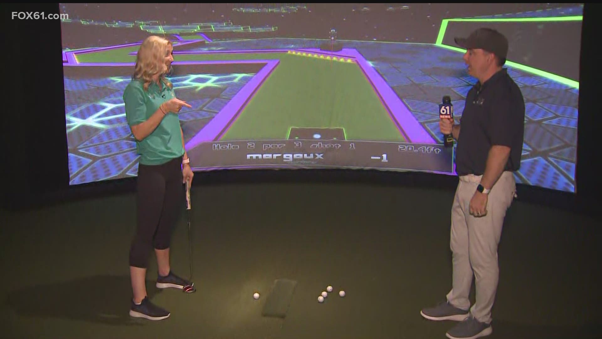 Oakwood Virtual Golf uses virtual reality to provide a realistic golfing experience inside.