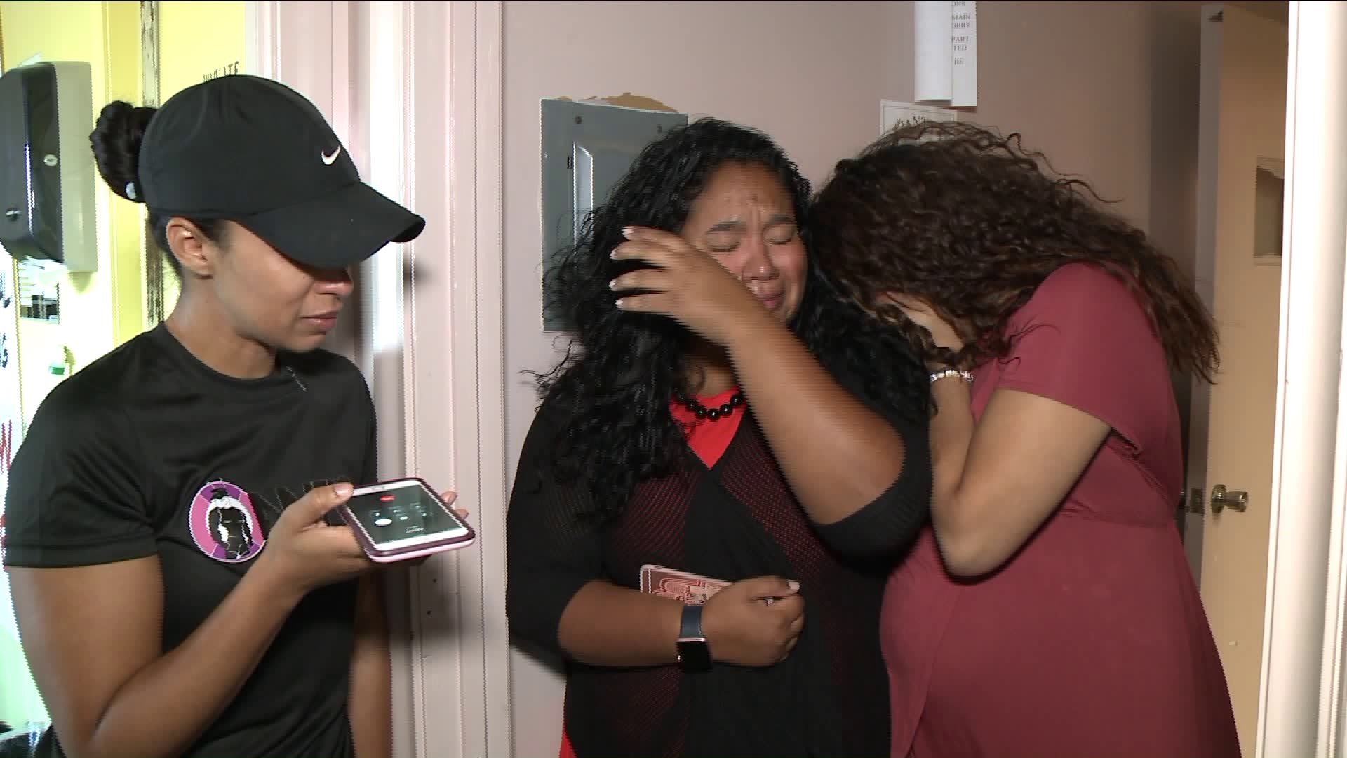After days of waiting, sisters hear from their mom in Puerto Rico