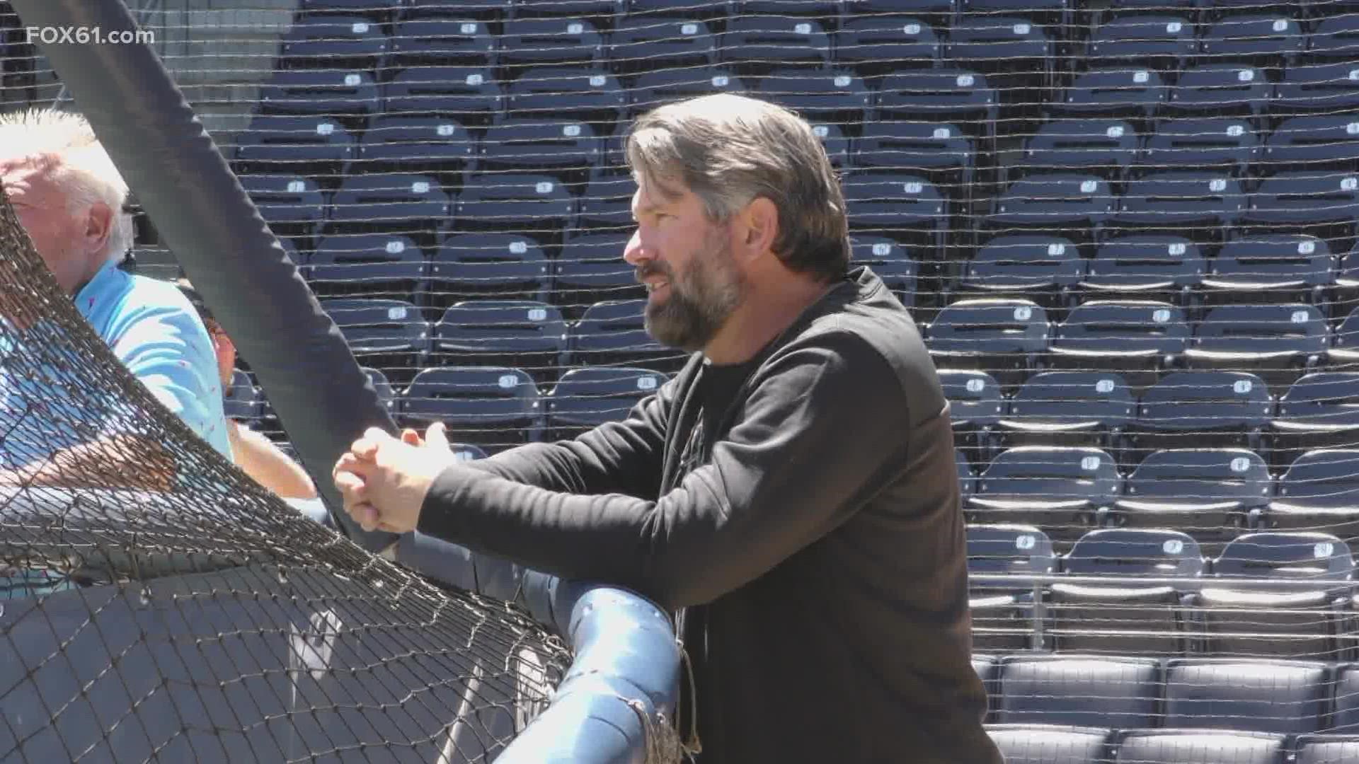 Rockies bring back Todd Helton as special assistant to GM