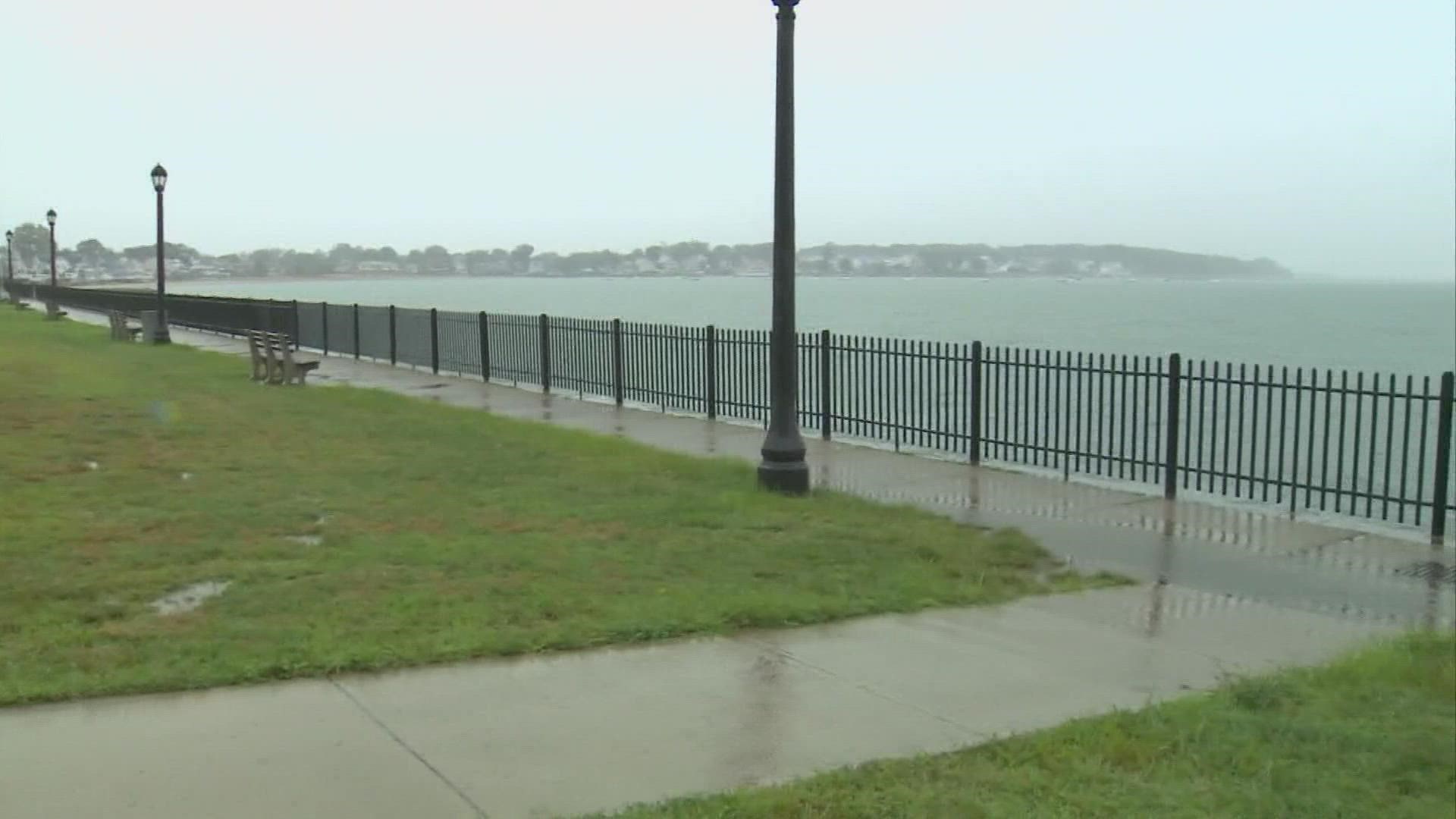 With high tide in greater New Haven rolling in at just before 8 pm Wednesday and 8:30 Thursday morning, the city might dodge tidal flooding