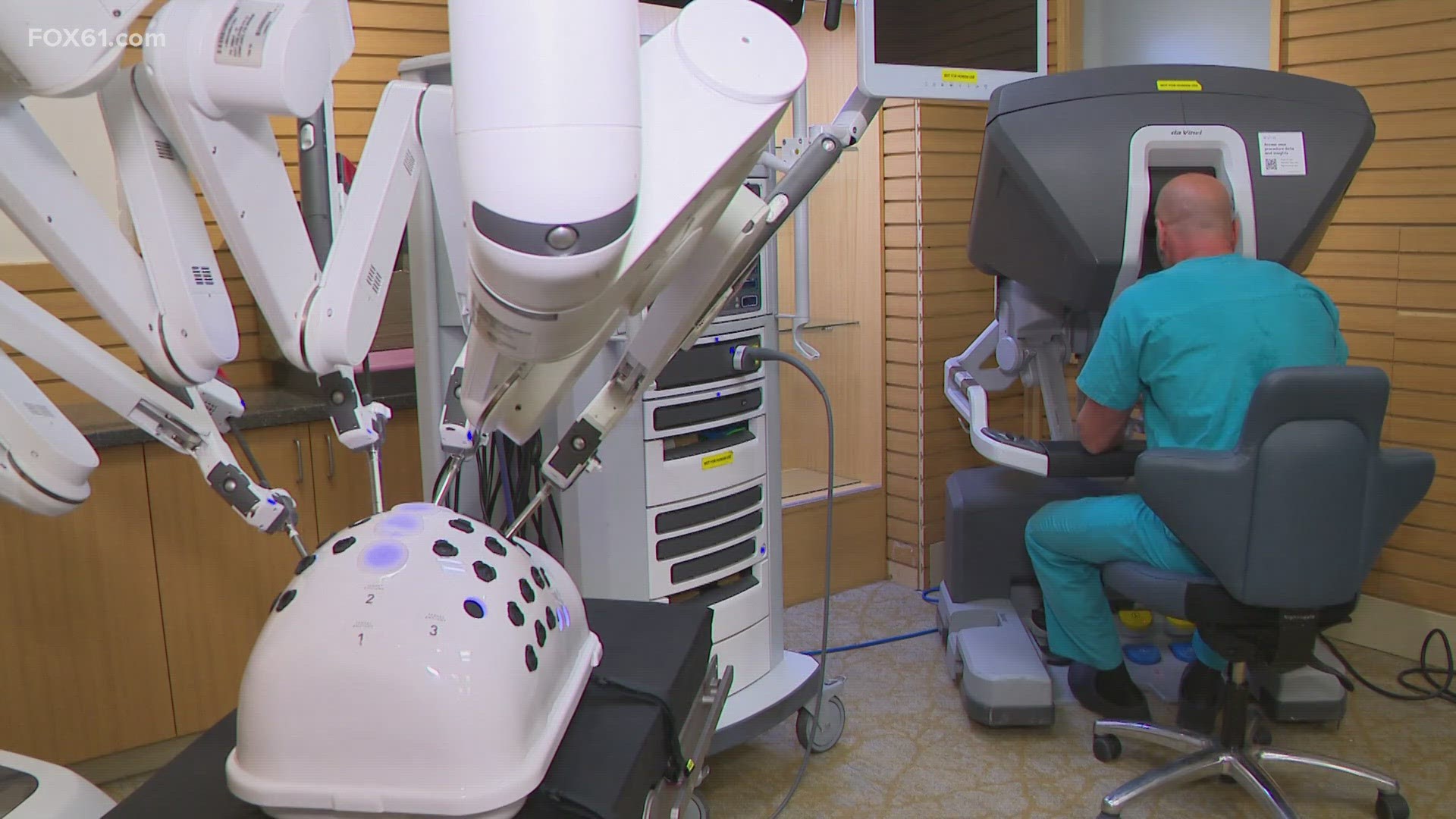 The latest “da Vinci” surgical system comes to Saint Mary’s Hospital.