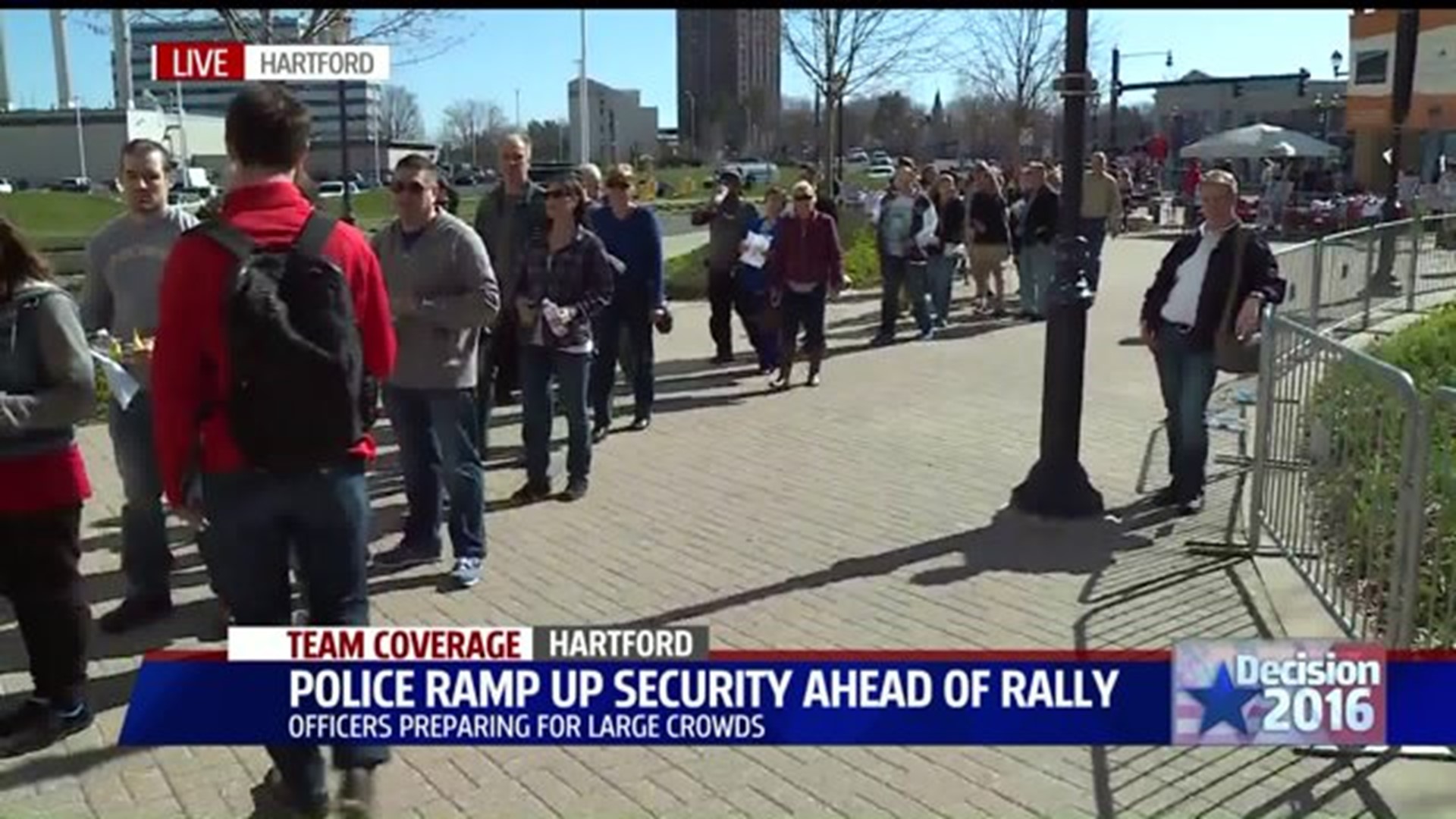 Crowds swarm Hartford for Trump rally