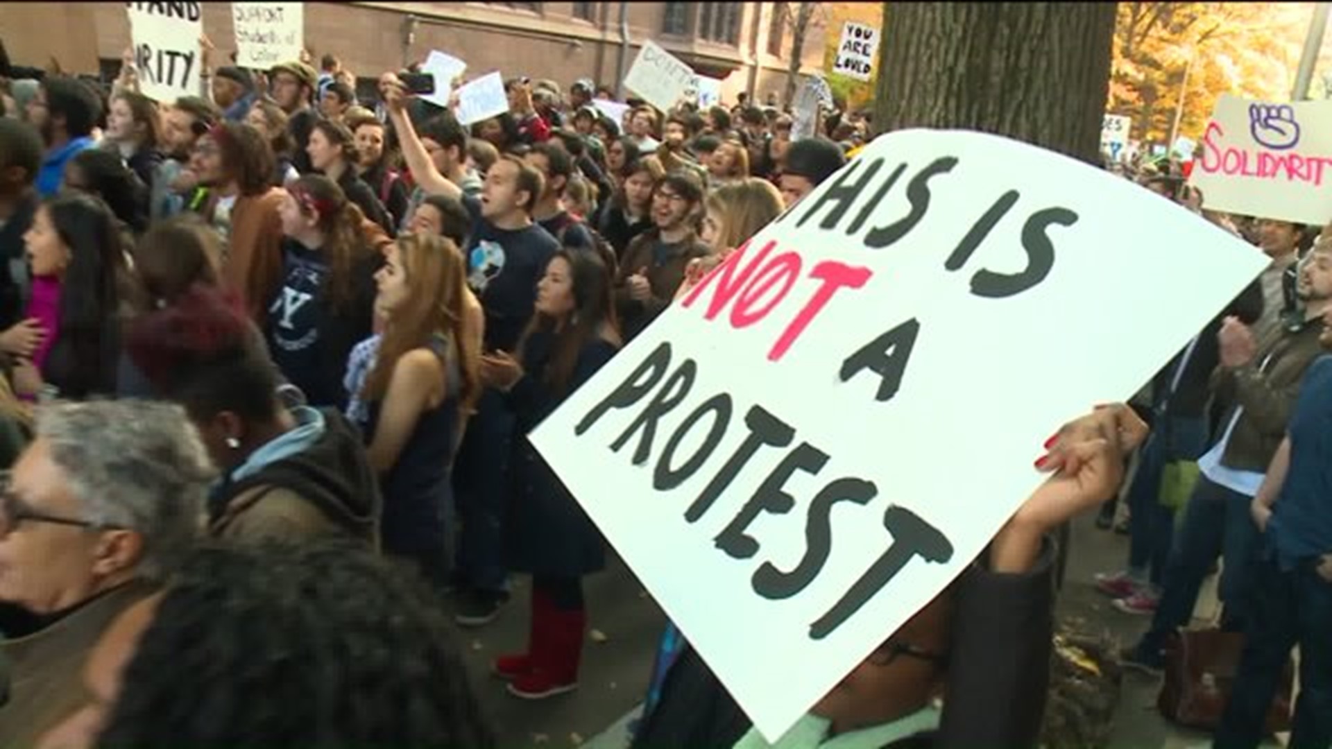 Students pack Yale chapel to discuss racial tentions on campus