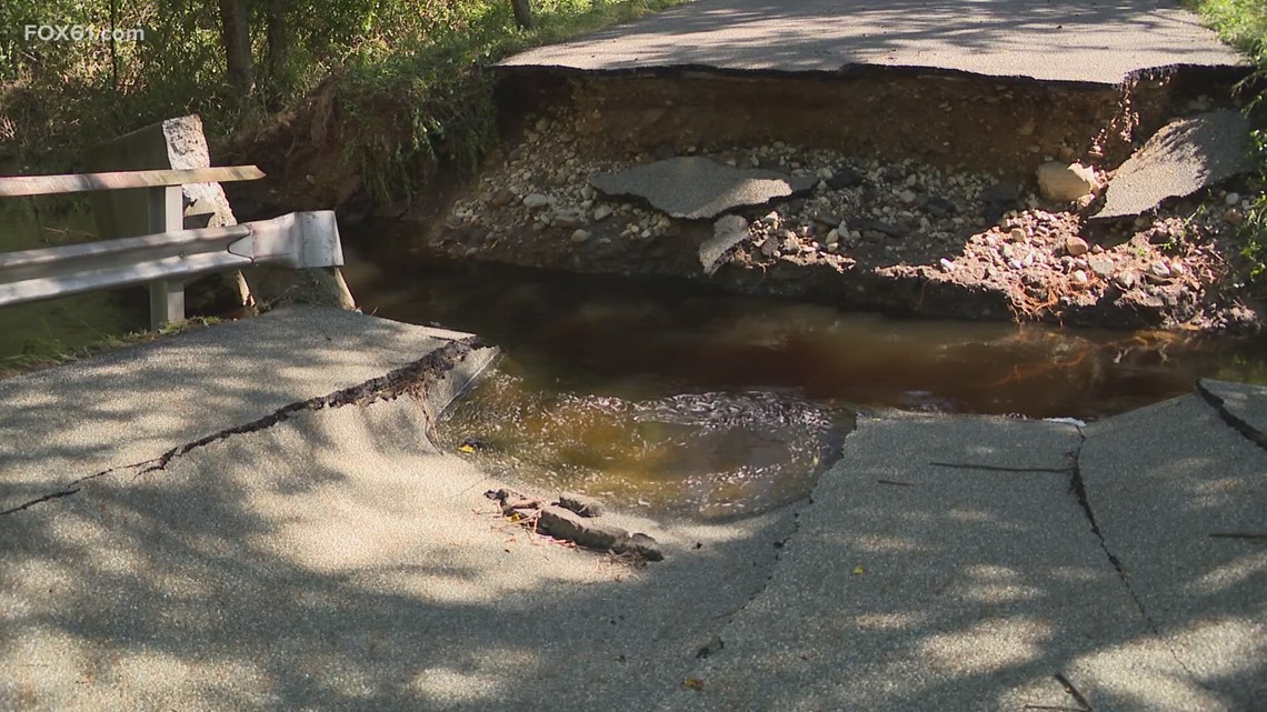 Connecticut bridge collapse leaves families stranded in home