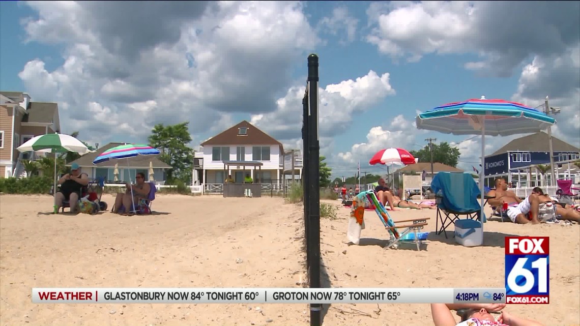 Old Lyme beach fence controversy has people kicking sand