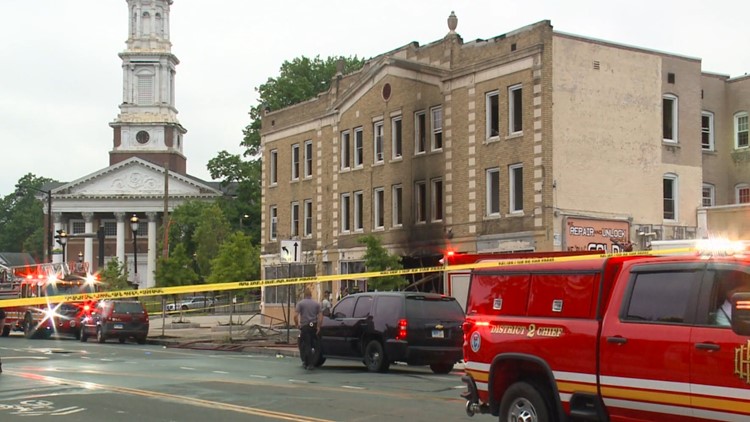 Albany Ave. building fire displaces 4 families in Hartford