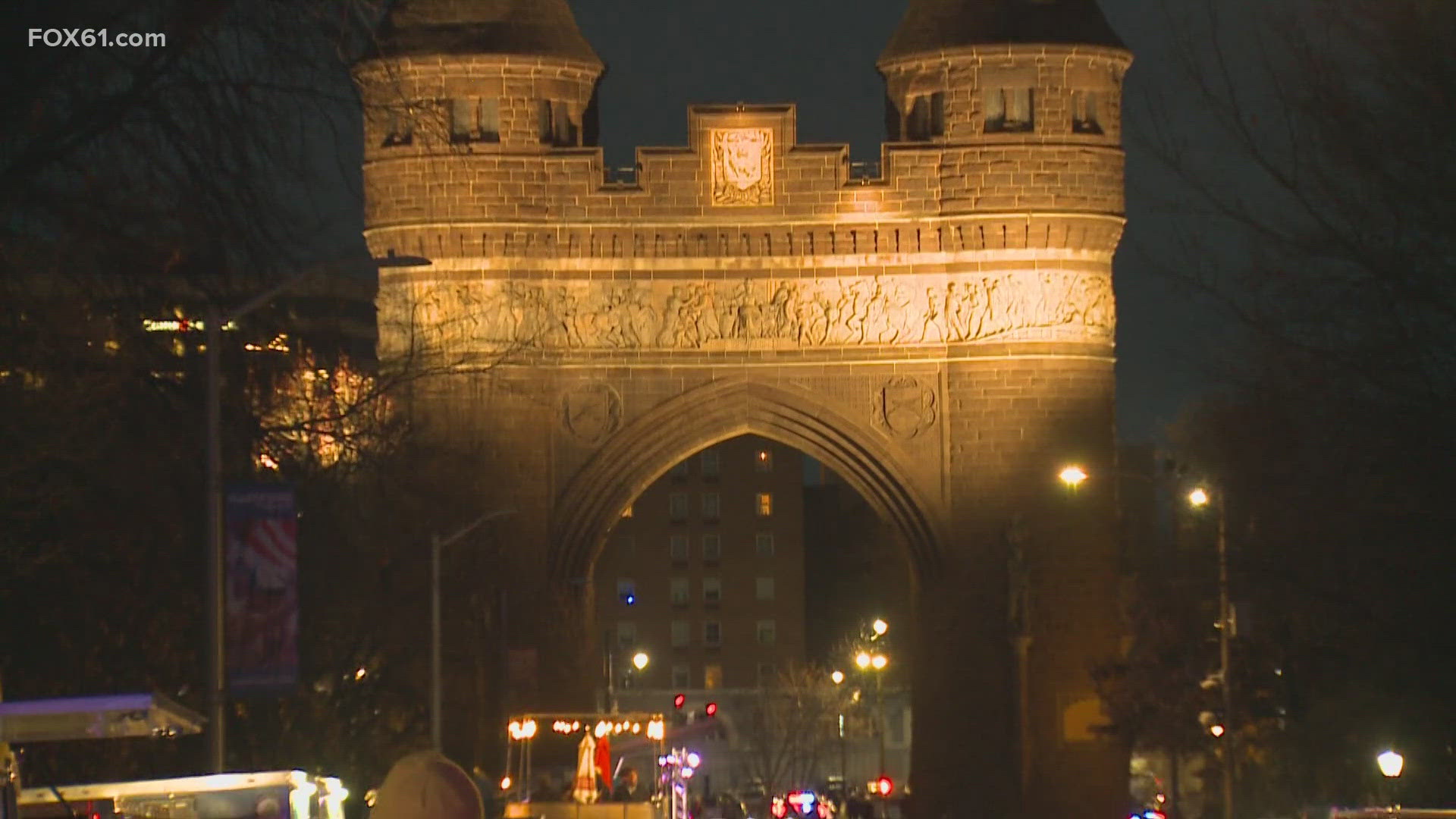 Thousands ring in happy new year in Hartford
