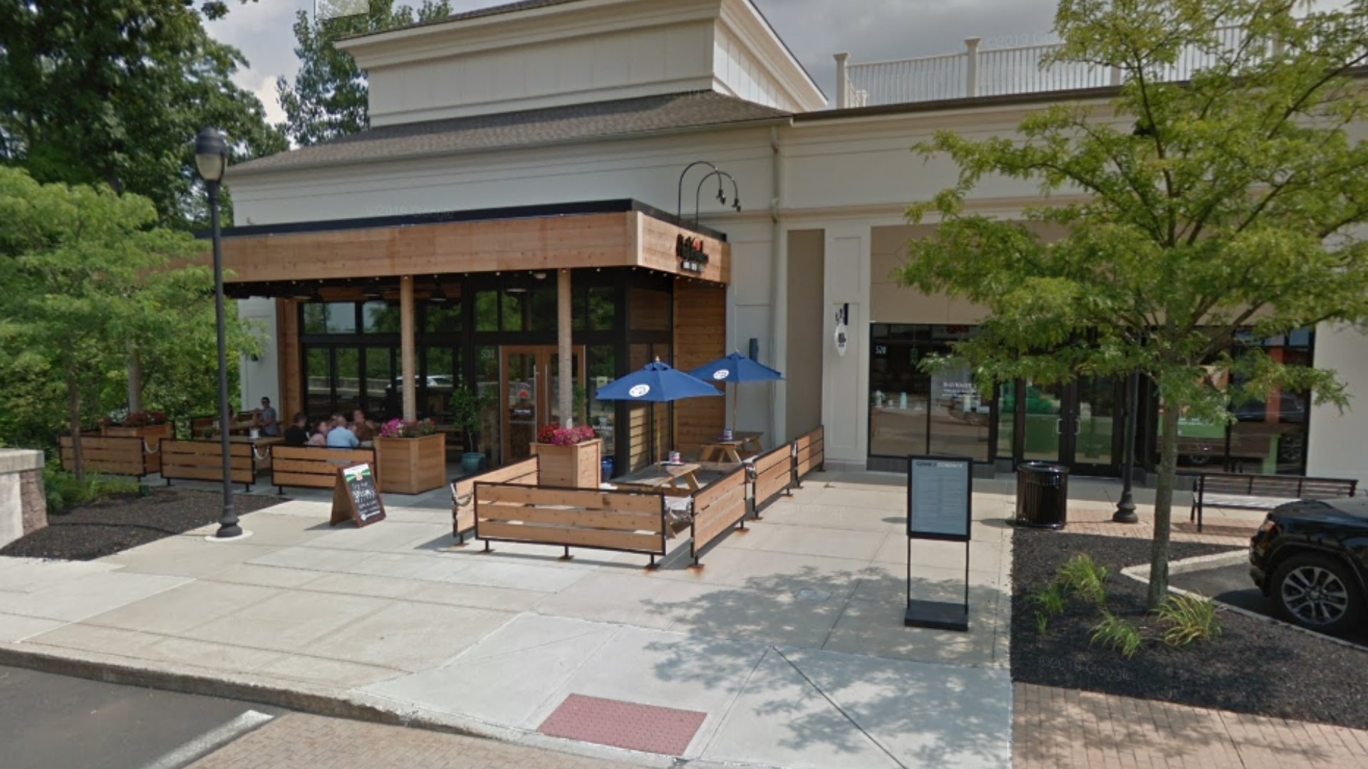 American Flatbread restaurant in South Windsor closes its doors