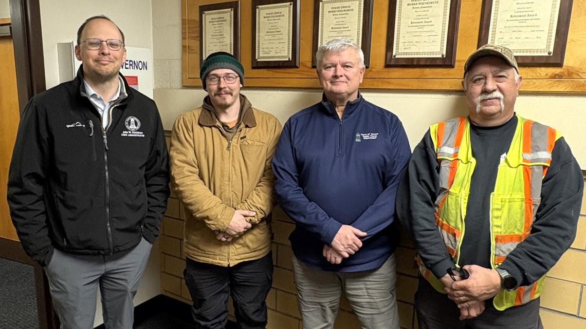 Connecticut garbage truck driver saves choking toddler