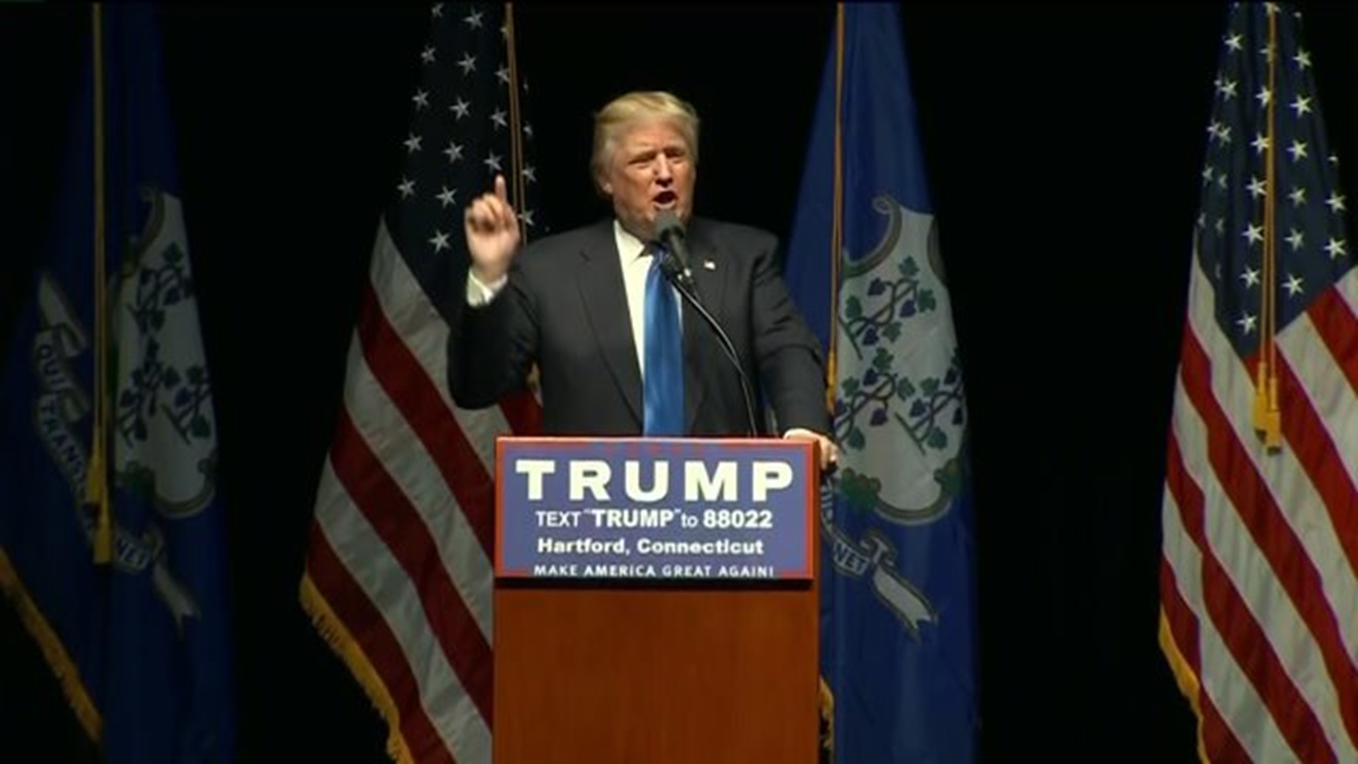 Trump speaks in Hartford 3