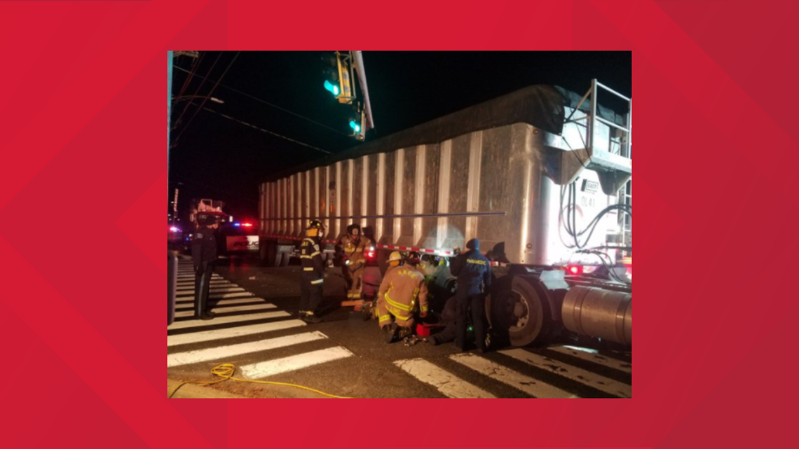 Person rescued from under tractor-trailer in Willimantic - Vimarsana News