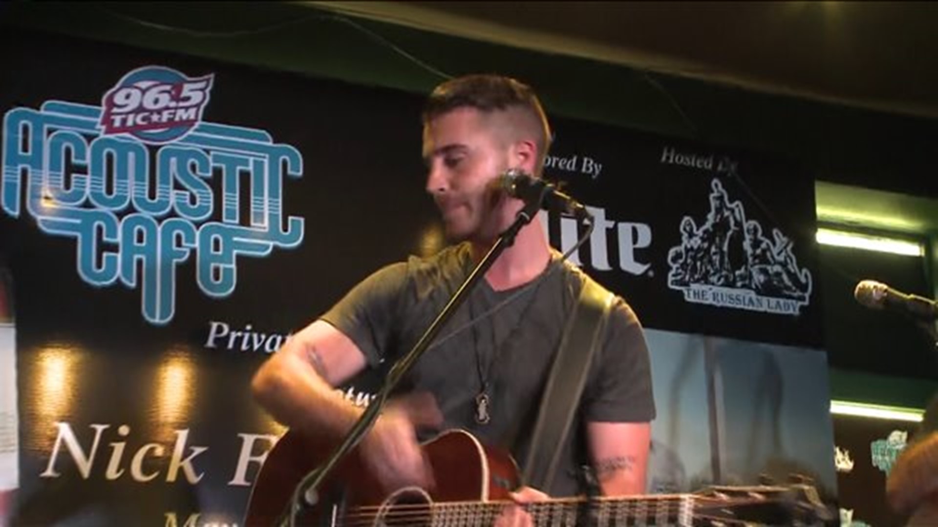 Nick Fradiani sings at the Russian Lady in Hartford 2