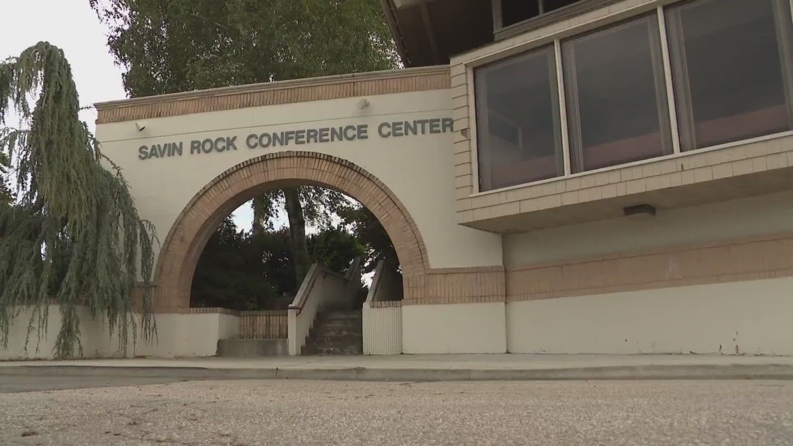 Savin Rock Conference Center in West Haven could restaurant