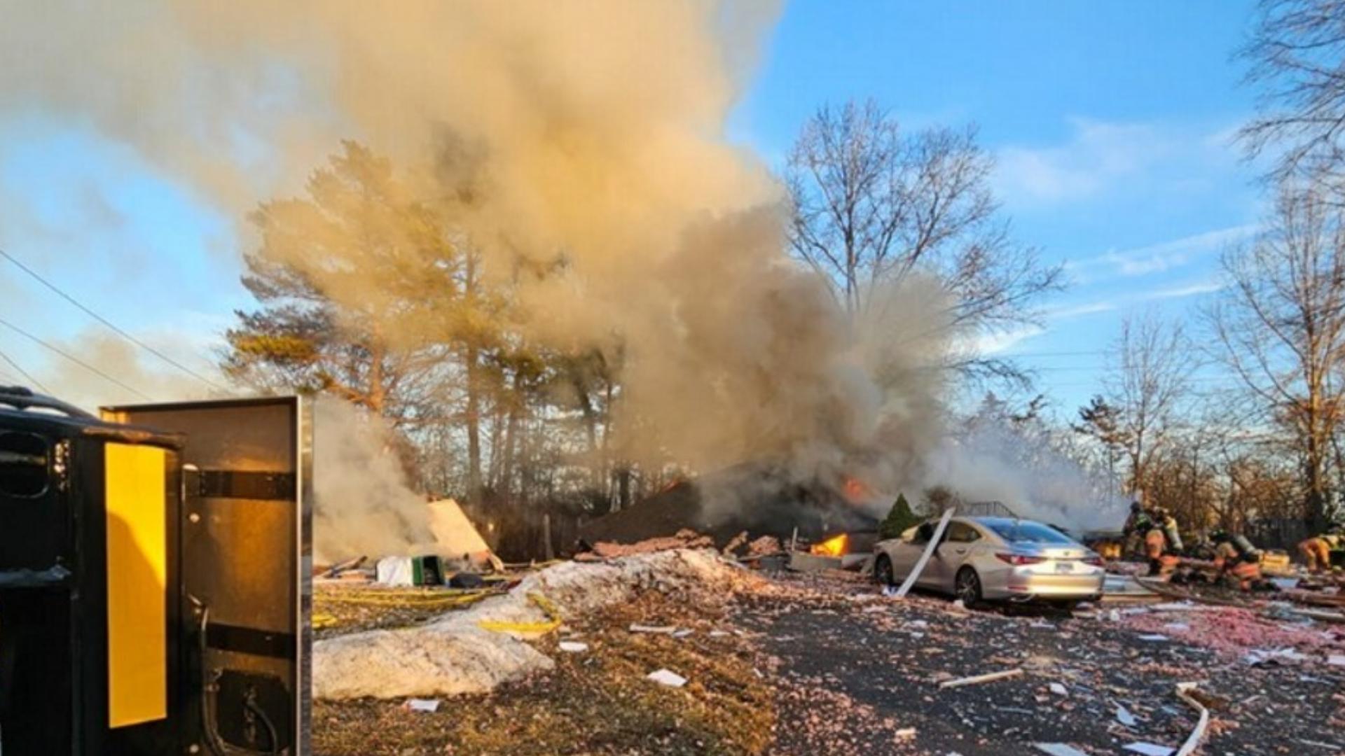 1 person dead after Bloomfield house explosion | fox61.com