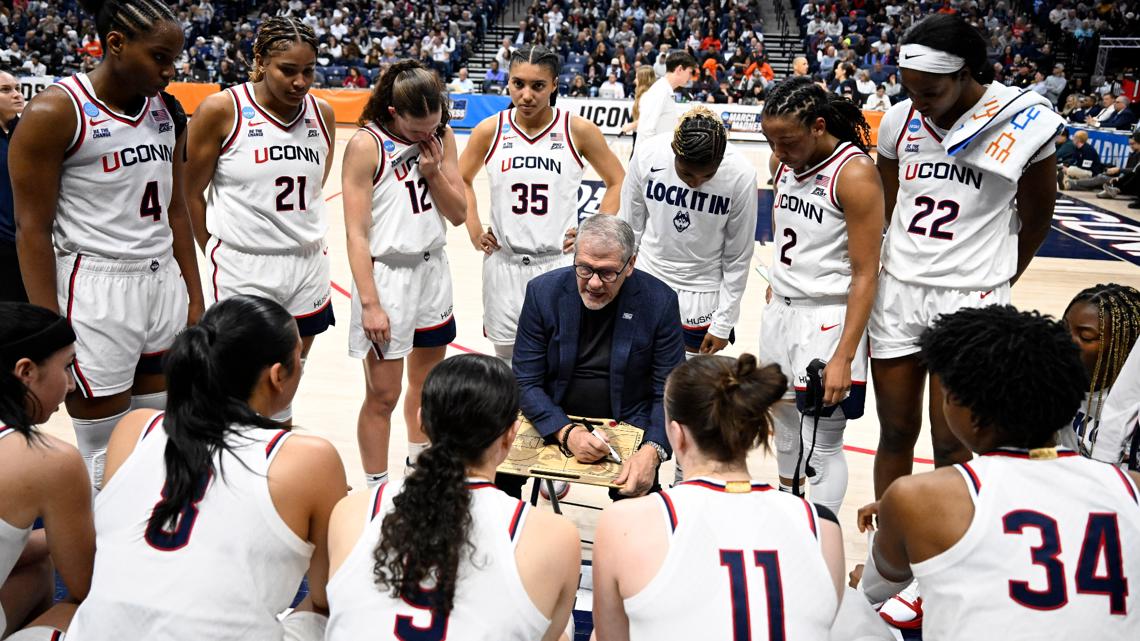 Hall of Fame UConn women’s coach Geno Auriemma blasts NCAA ahead of ...