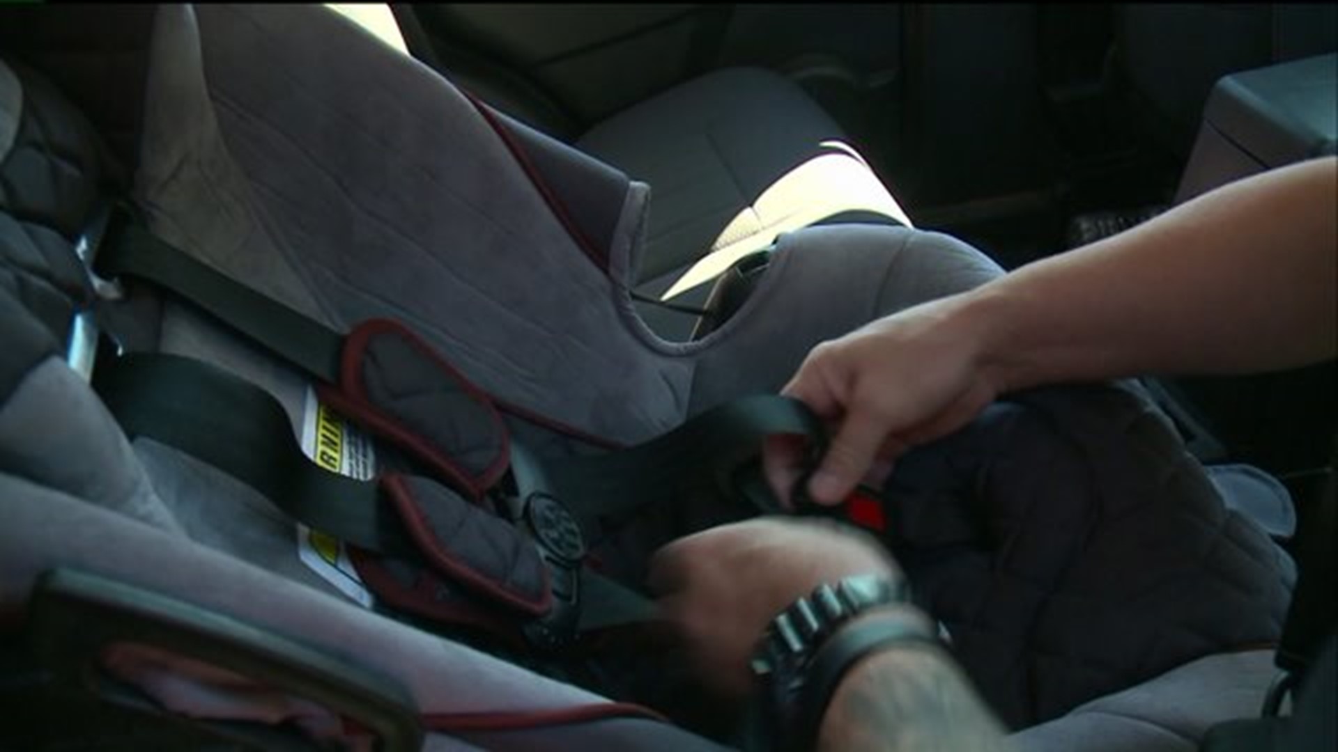 Event, officers ensure car seats are safe