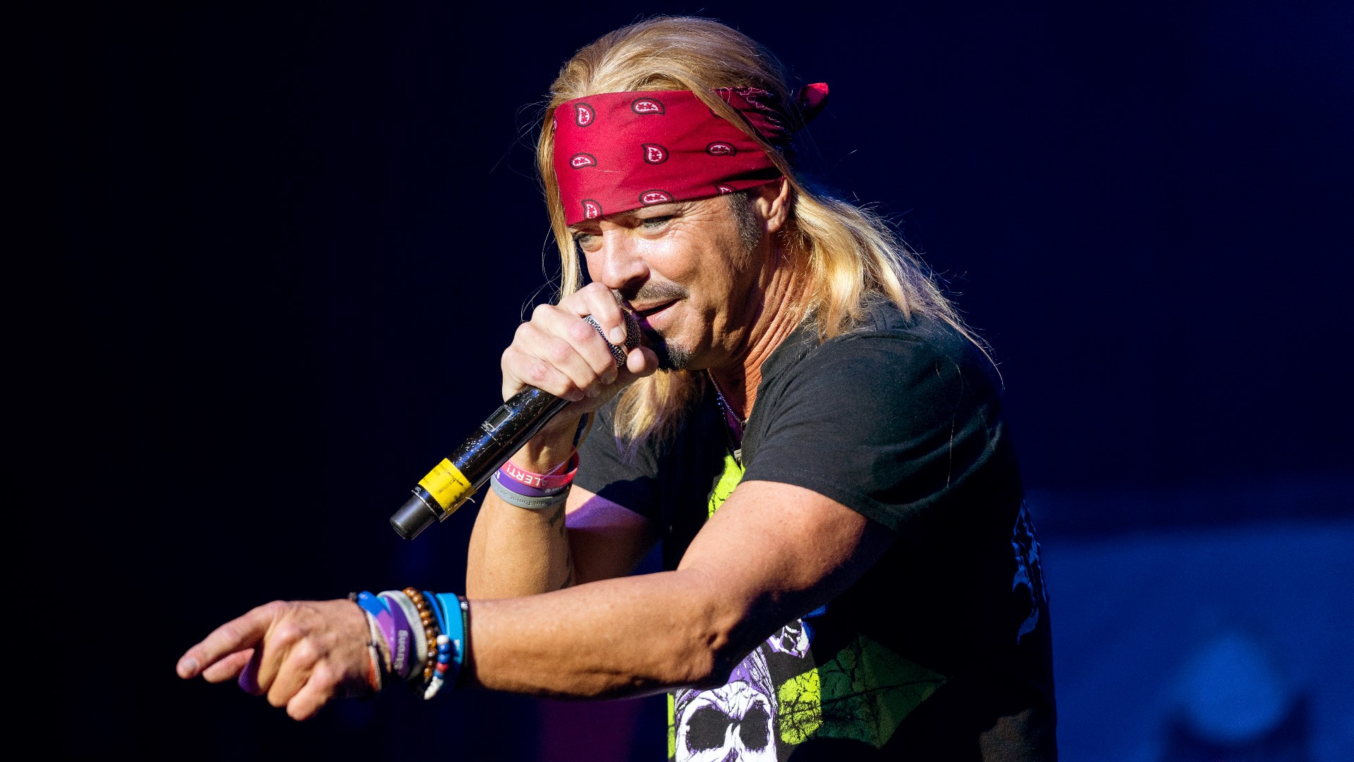 Bret Michaels reschedules concert at Connecticut casino | fox61.com