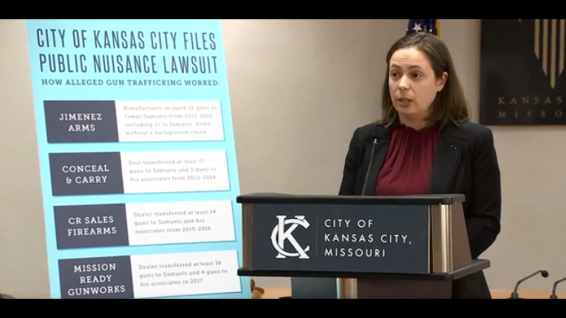 Kansas City files federal lawsuit over weapons trafficking | fox61.com