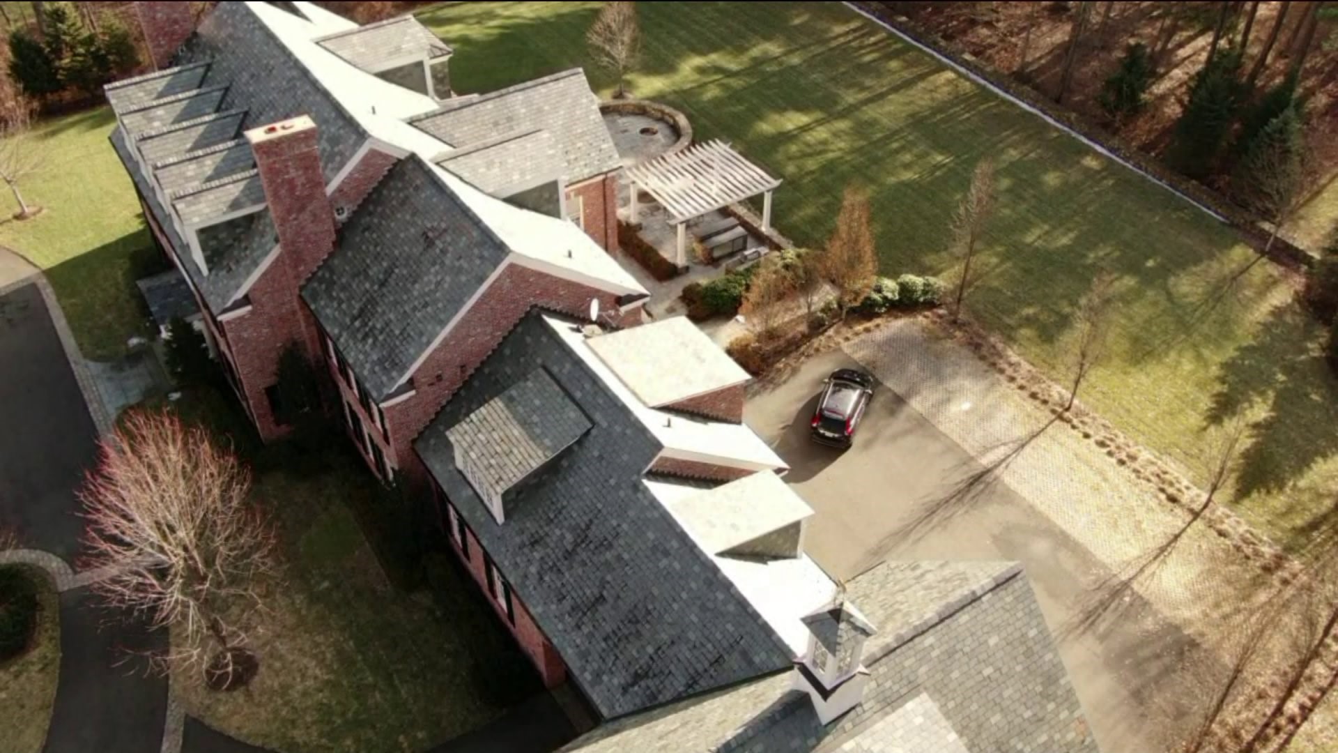 Dulos Farmington home drone