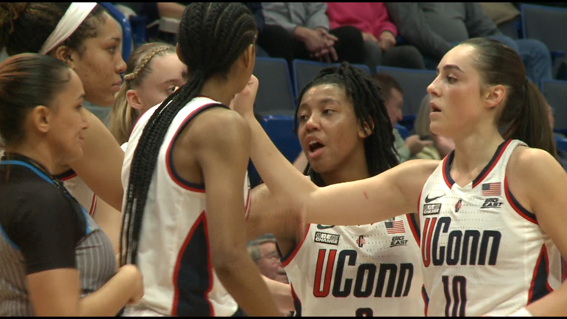 The UConn women’s basketball team continues its upward movement in the Associated Press Top 25 poll amid its 12-game win streak.