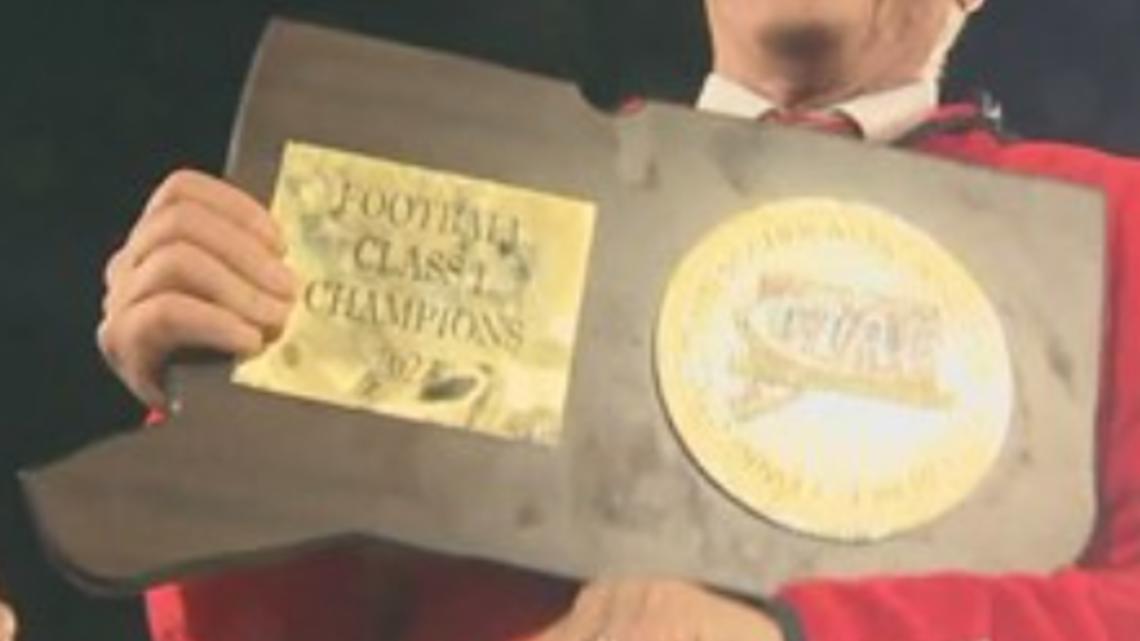 6 Connecticut high school football state championships to be played Saturday