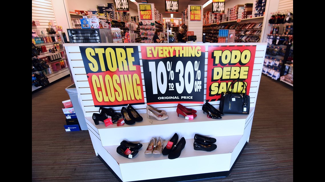 More than 9 300 stores closed in 2019 fox61