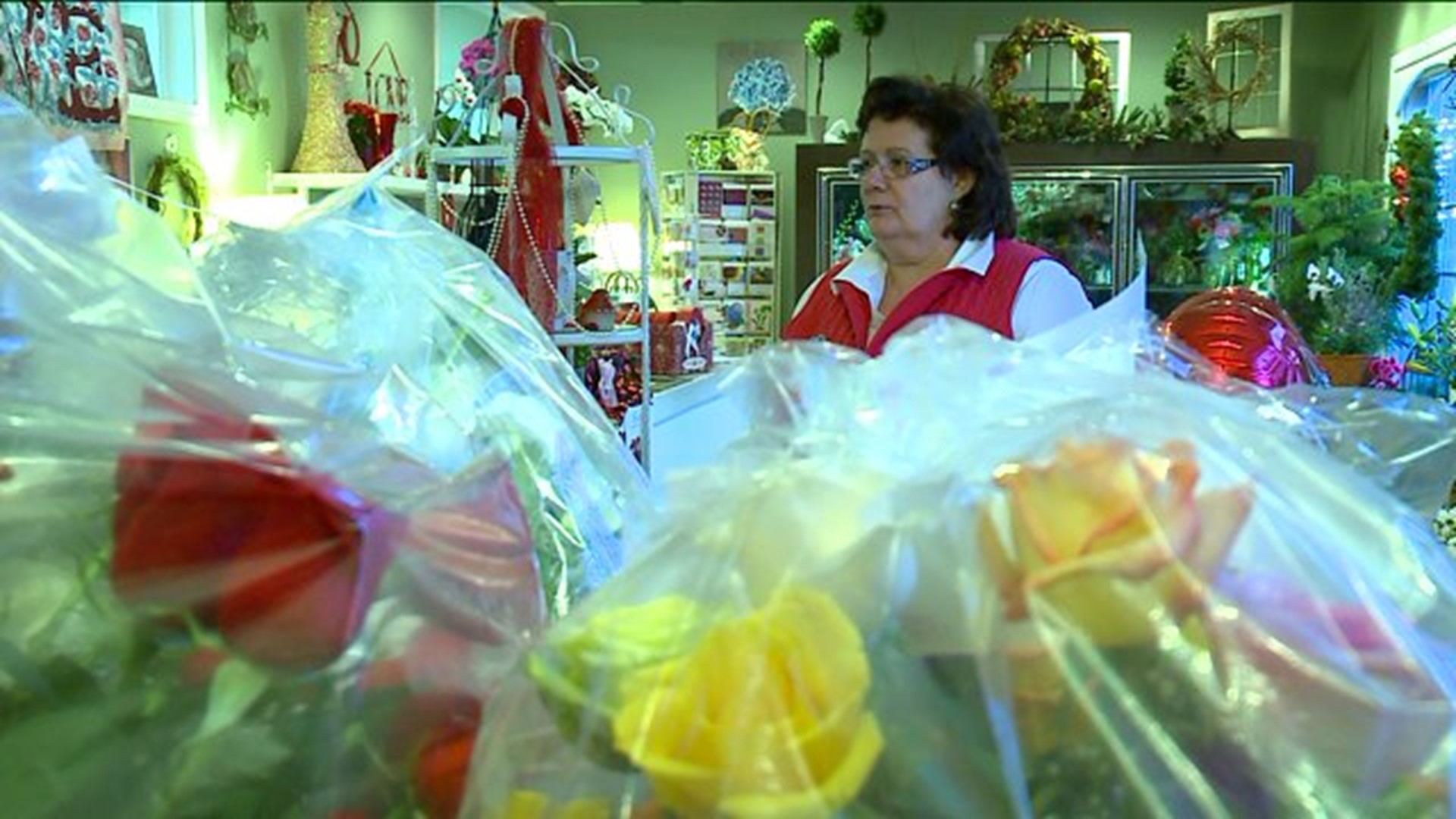 Businesses suffer from Valentine`s Day storm
