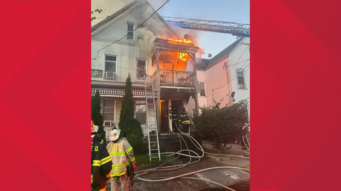 1 dead, 10 displaced after New Haven house fire | fox61.com