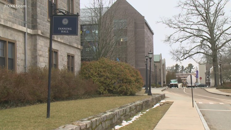President Bergeron of Connecticut College resigns