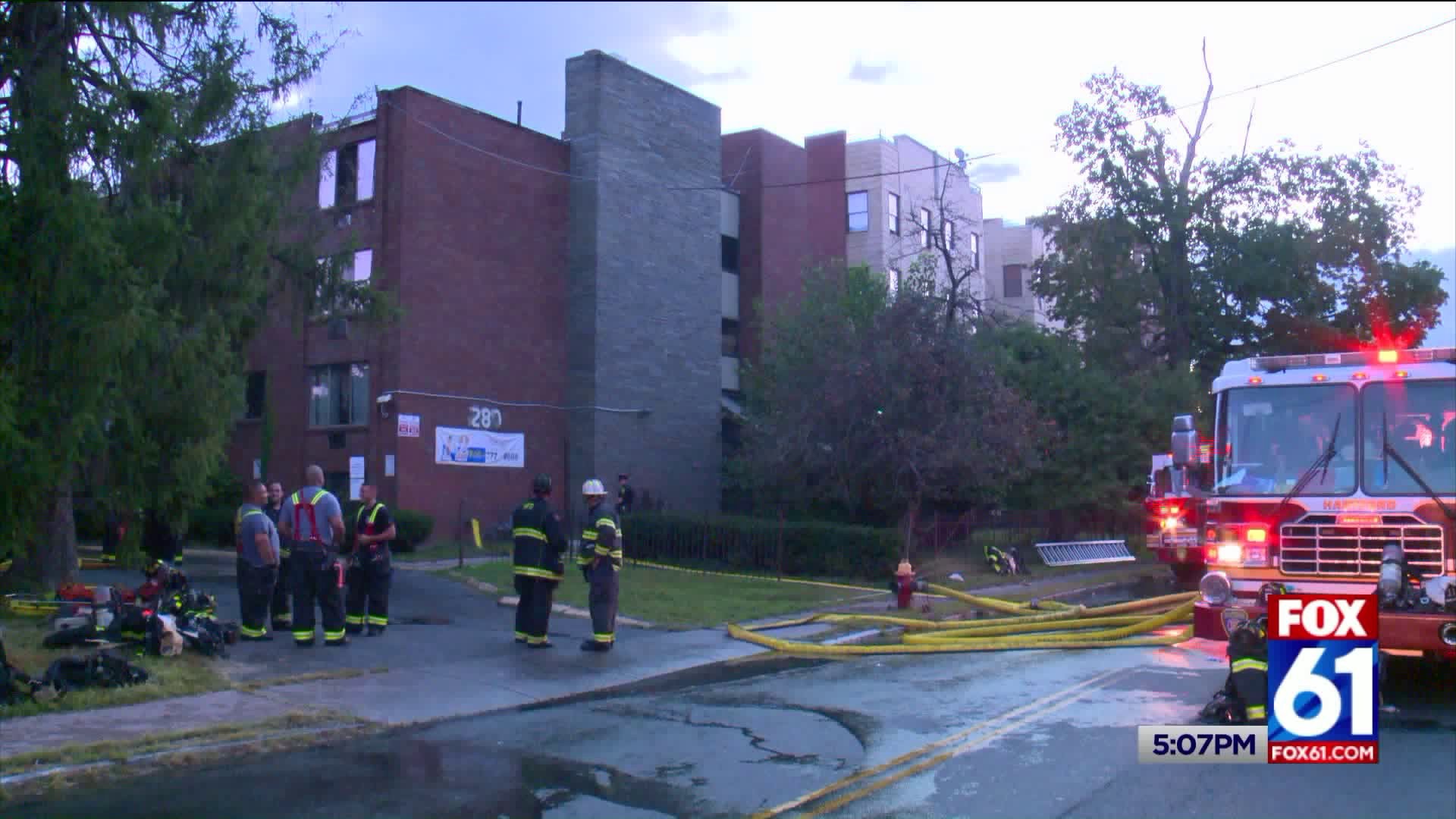 Over 100 displaced after Hartford apartment building fire