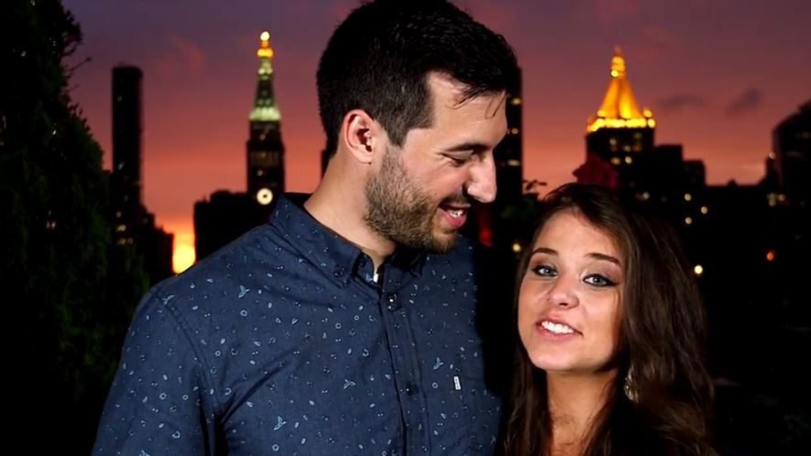 ’19 Kids and Counting’ star Jinger Duggar engaged to professional