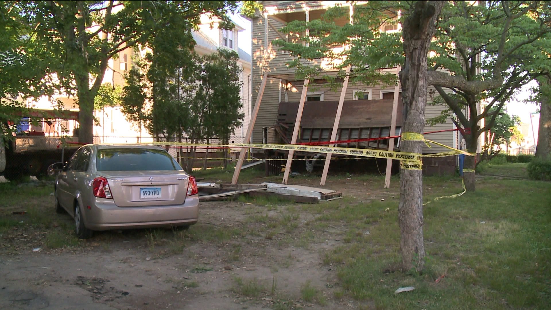 911 tape released on collapsed porch