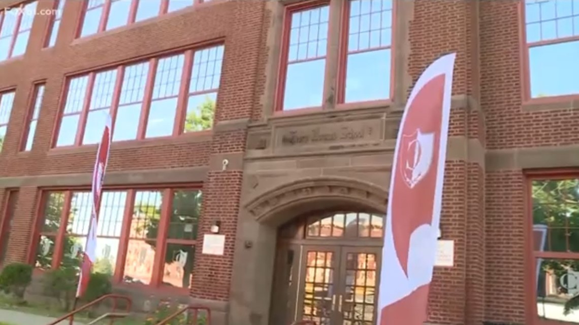 Connecticut school kicks off new school year in summer
