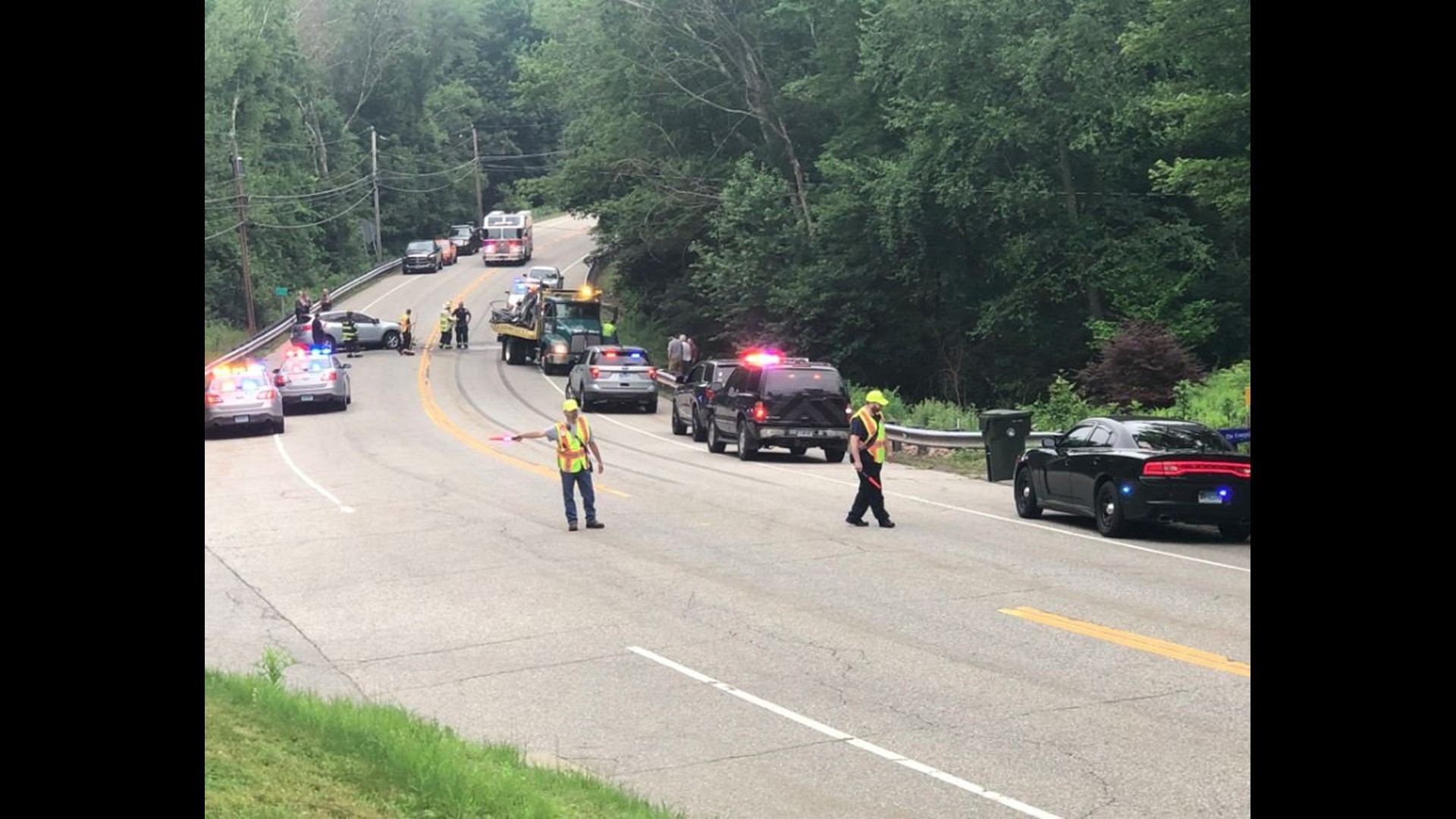 Route 30 back open in Tolland after twocar crash