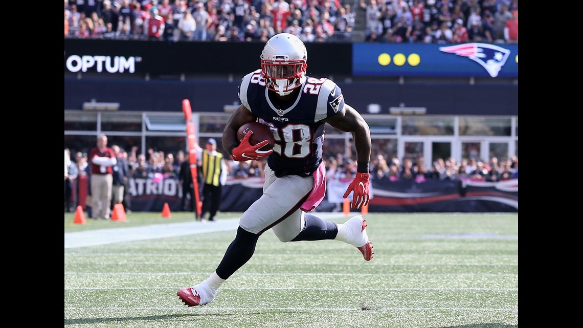 Brady has big day in homecoming, Patriots beat Bengals 35-17