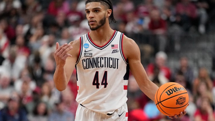 UConn forward Andre Jackson decides to remain in NBA Draft