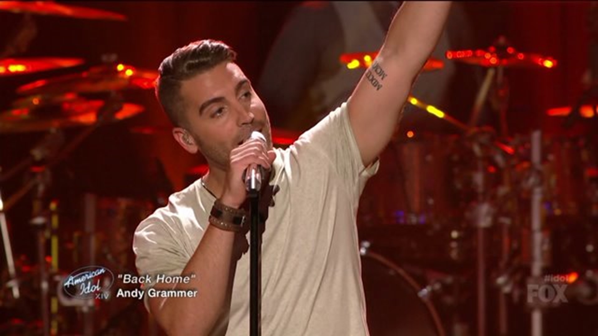 Nick Fradiani sings \"Back Home\" by Andy Grammer