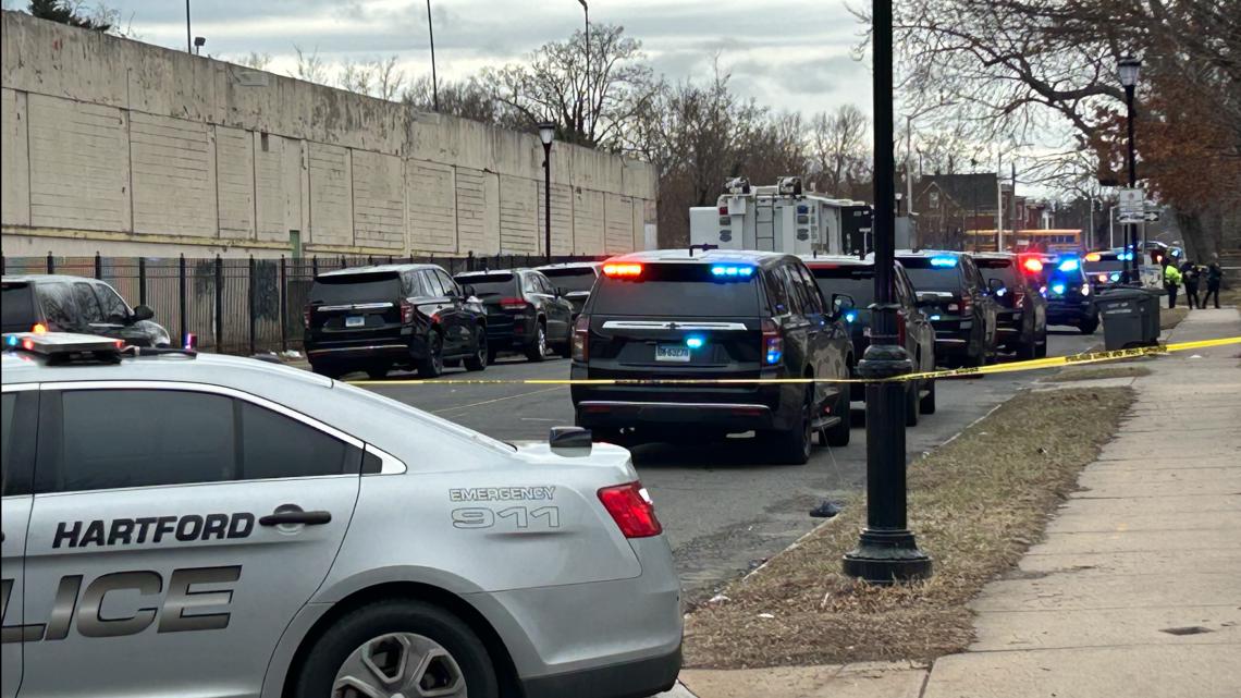 Suspect shot, killed by Hartford police officers | fox61.com