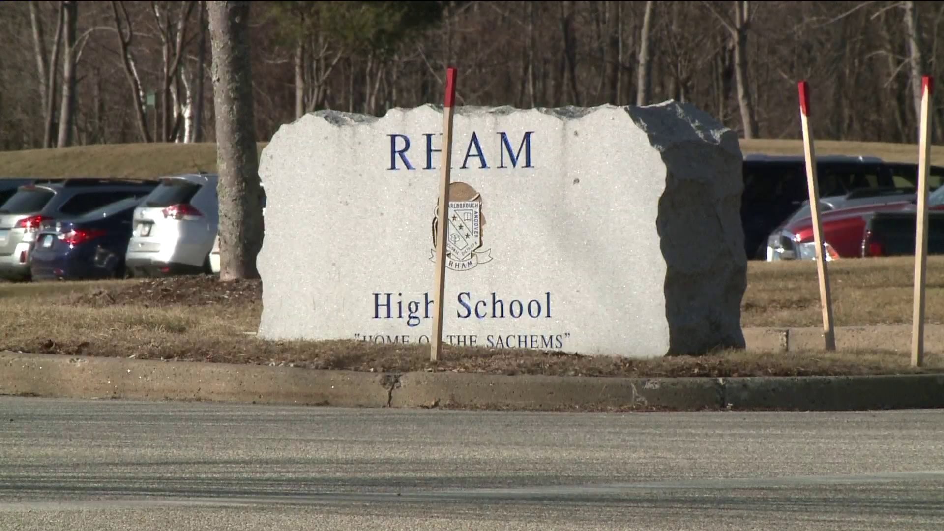 Construction worker injured at RHAM high school | fox61.com