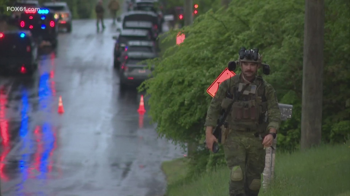 Exclusive look at Woodstock home at center of 12-hour standoff - Vimarsana News