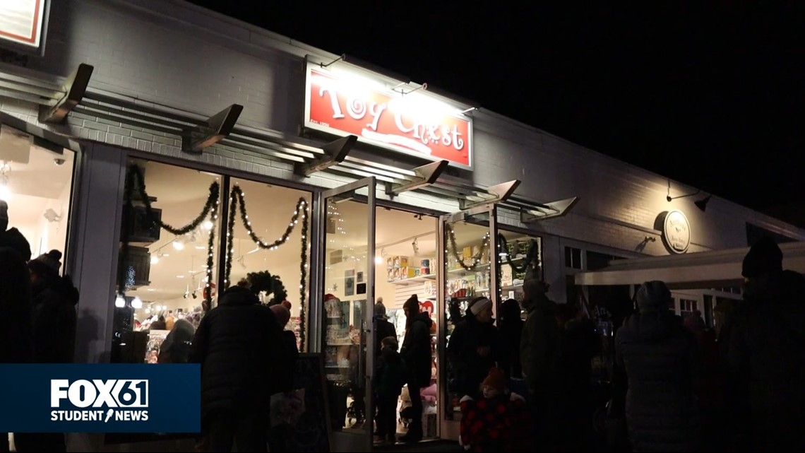 A holiday tradition in West Hartford | FOX61 Student News