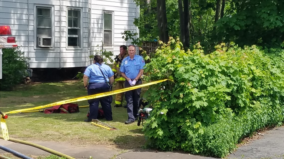 3 families displaced in West Haven house fire