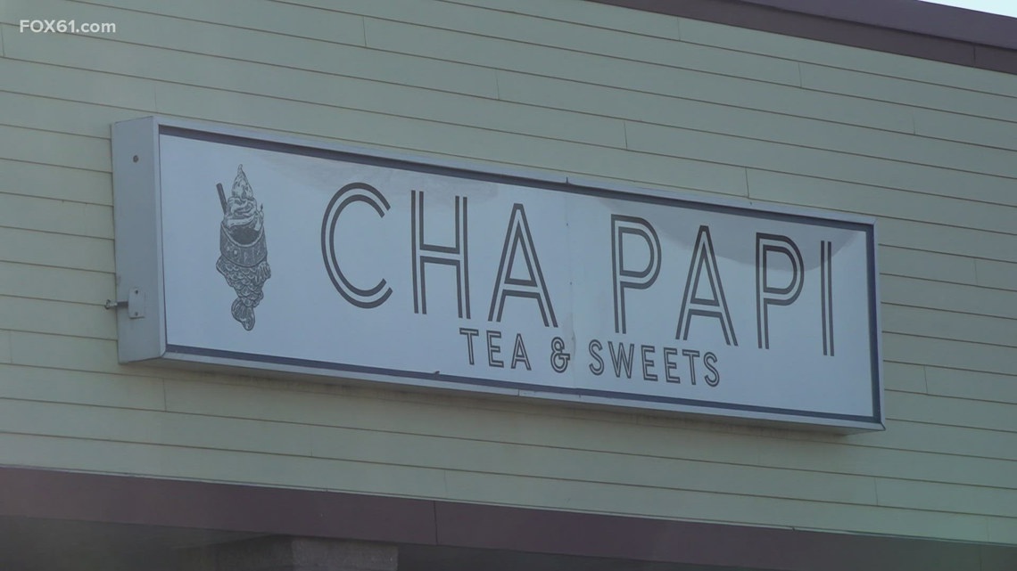 Newington man arrested after pepper-spraying person at West Hartford bakery, police say